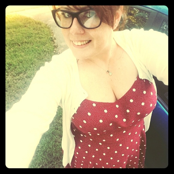 Meet your Posher, Kelly - Picture 1 of 4